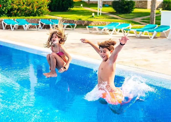 Seth Mestral & Llebeig Aparthotel 4*