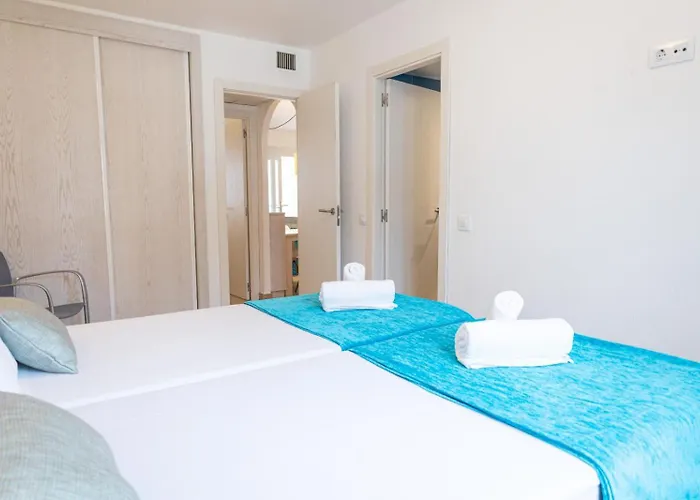 מלון דירות Seth Mestral & Llebeig 4*