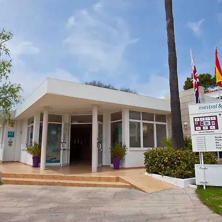 Seth Mestral & Llebeig מלון דירות Santo Tomás