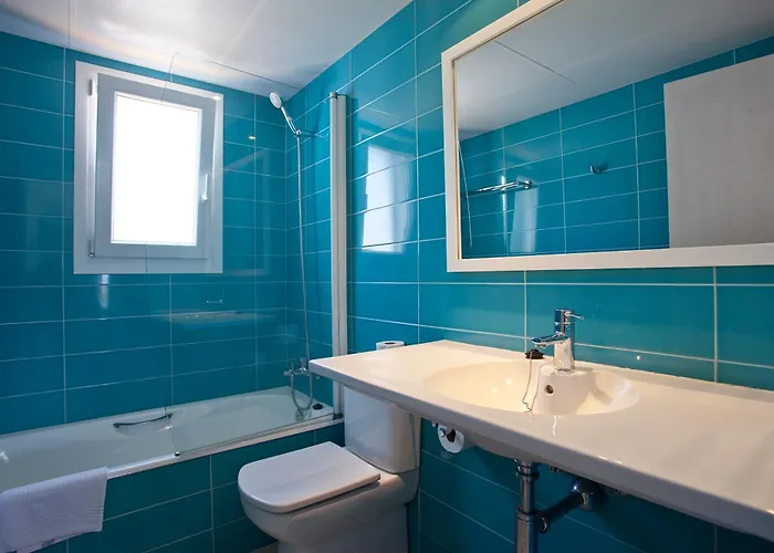 Seth Mestral & Llebeig 4* Santo Tomás